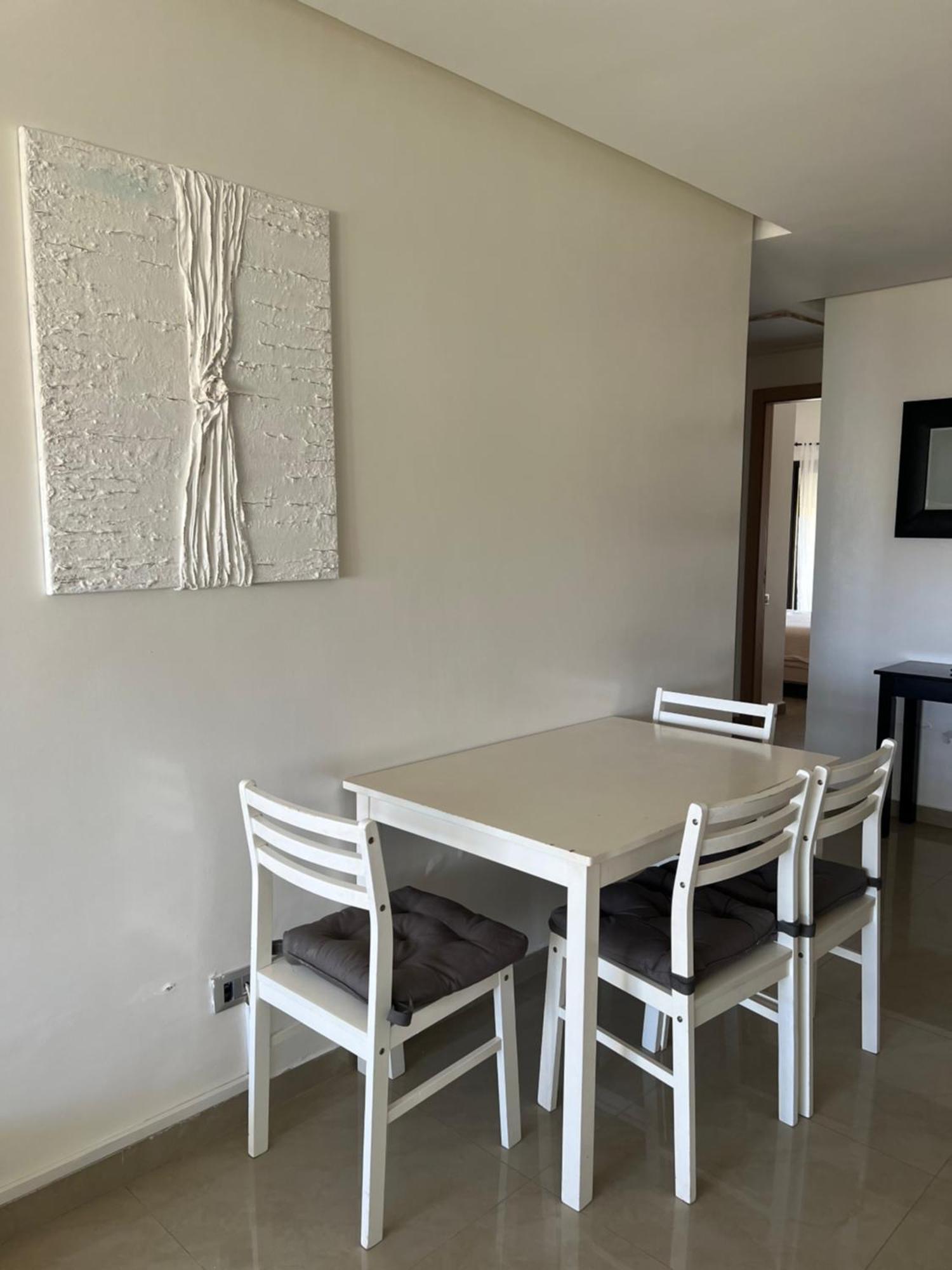 Apartment Luxury Near The Sidi Bouqnadel